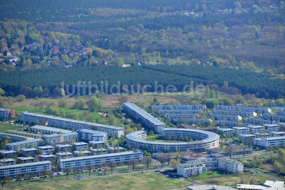 Luftaufnahme Falkensee - Wohngebiet der Herlitzsiedlung an der Spandauer Straße / Horkheimerstraße in Falkensee im Bundesland Brandenburg