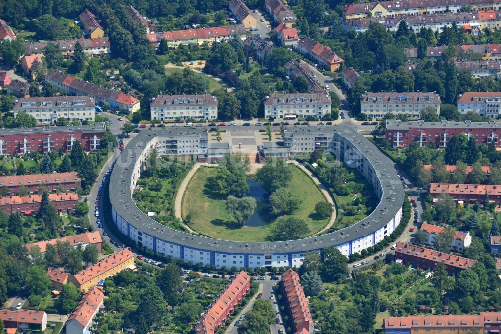 Berlin Britz von oben - Wohngebiet Hufeisensiedlung in Berlin - Britz