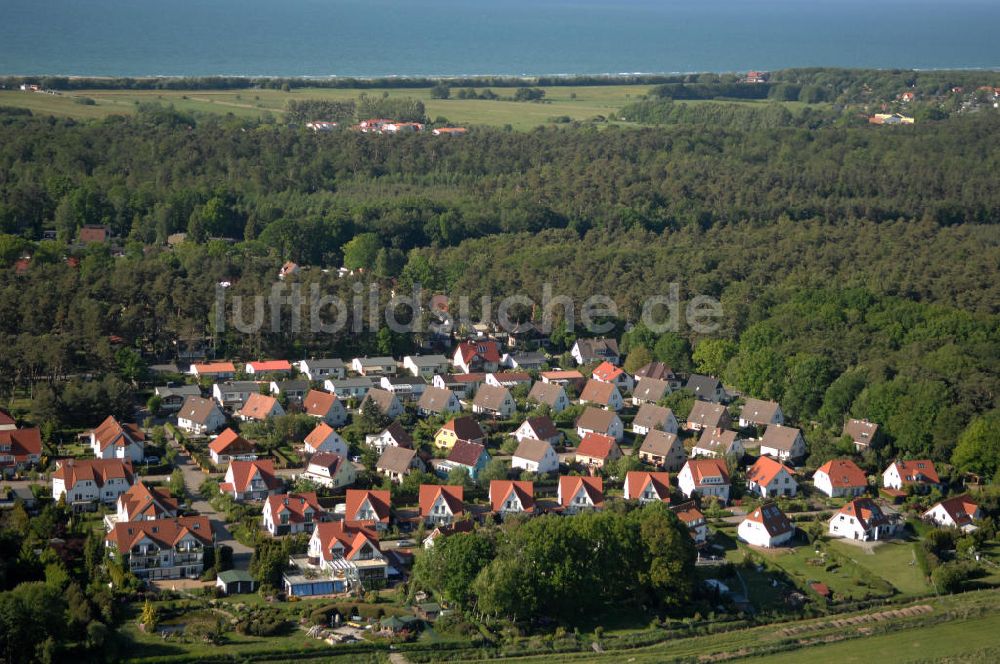 Graal-Müritz aus der Vogelperspektive: Wohngebiet Koppenheide der HAWO Bauträger KG in unmittelbarer Strandnähe im Ostseeheilbad Graal-Müritz