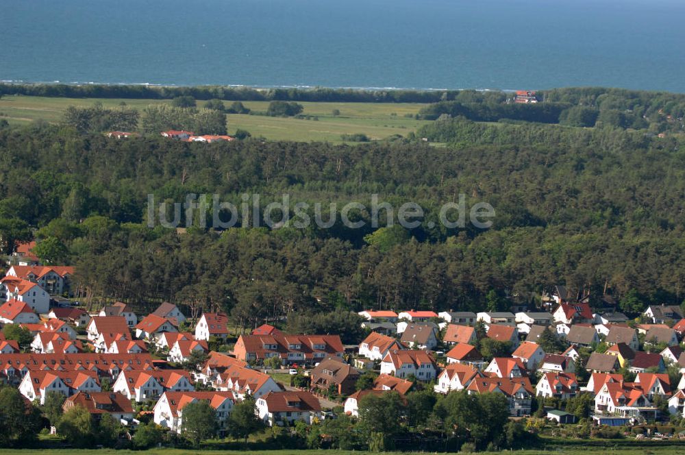 Graal-Müritz von oben - Wohngebiet Koppenheide der HAWO Bauträger KG in unmittelbarer Strandnähe im Ostseeheilbad Graal-Müritz