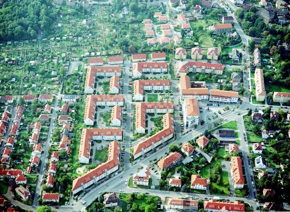 Dresden - Niedersedlitz aus der Vogelperspektive: Wohngebiet an der Lugauer Straße / Germanienweg in Dresden - Niedersedlitz - ein Projekt der MÜBAU.