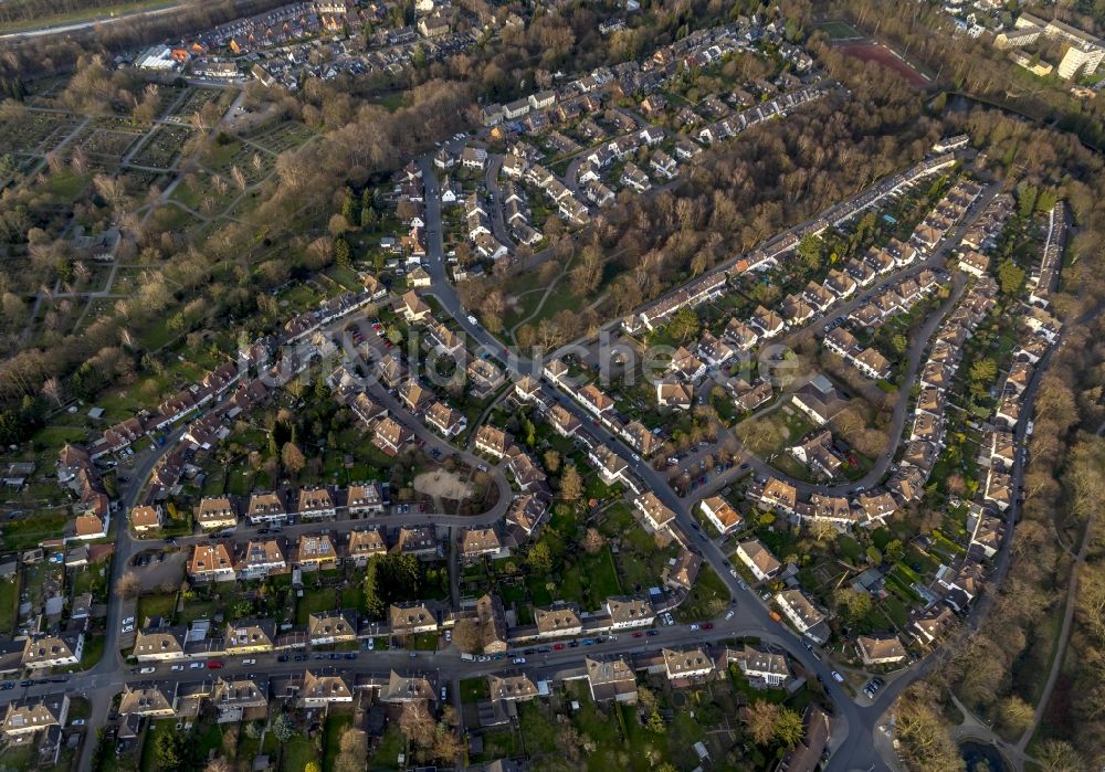 Mülheim aus der Vogelperspektive: Wohngebiet Mausegattsiedlung Mülheim mit historische Reihenhäusern und Hinterhofgärten in Mülheim im Bundesland Nordrhein-Westfalen