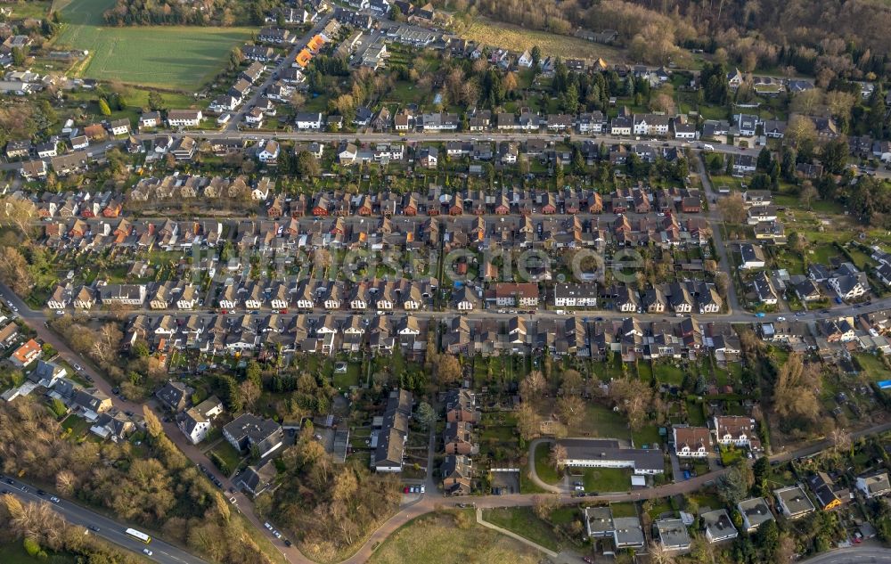 Mülheim aus der Vogelperspektive: Wohngebiet Mausegattsiedlung Mülheim mit historische Reihenhäusern und Hinterhofgärten in Mülheim im Bundesland Nordrhein-Westfalen