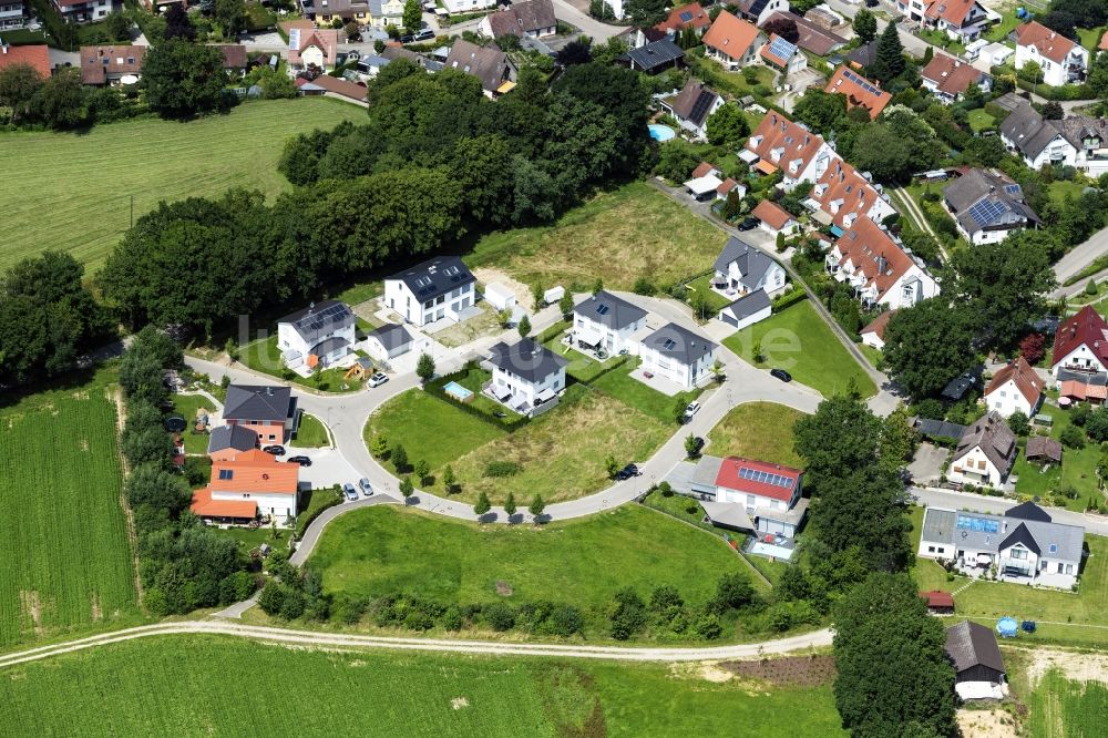 Luftbild Adelsried - Wohngebiet der Mehrfamilienhaussiedlung in Adelsried im Bundesland Bayern, Deutschland