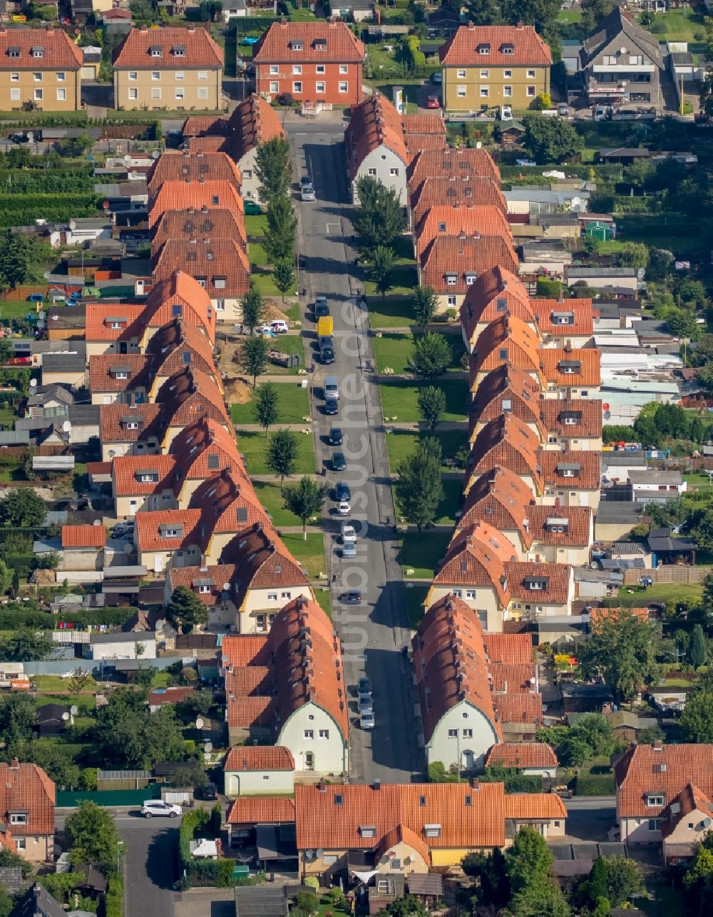 Luftbild Ahlen - Wohngebiet einer Mehrfamilienhaussiedlung in Ahlen im Bundesland Nordrhein-Westfalen