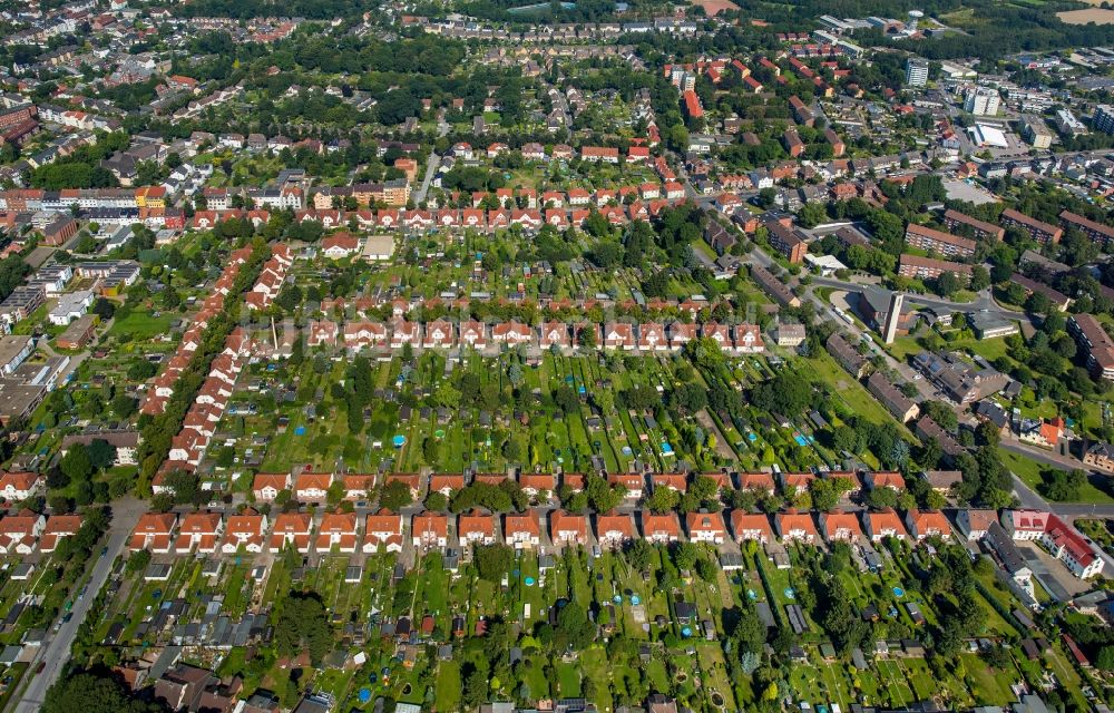 Lünen aus der Vogelperspektive: Wohngebiet der Mehrfamilienhaussiedlung Alte Kolonie Brambauer in Lünen im Bundesland Nordrhein-Westfalen