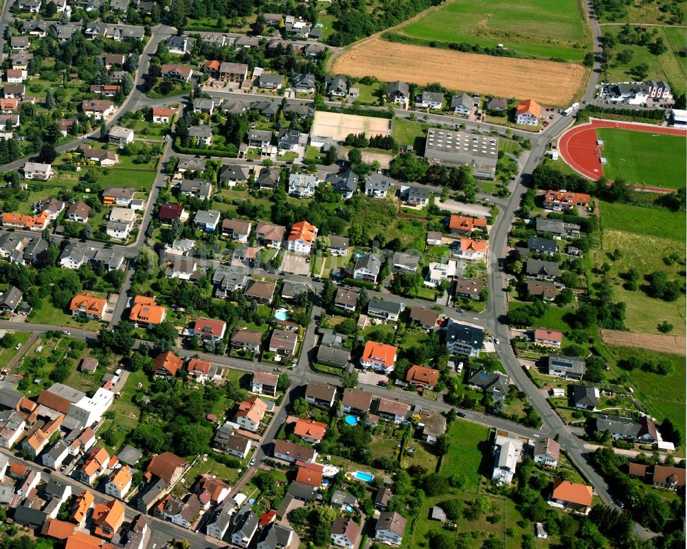 Alten-Buseck aus der Vogelperspektive: Wohngebiet der Mehrfamilienhaussiedlung in Alten-Buseck im Bundesland Hessen, Deutschland