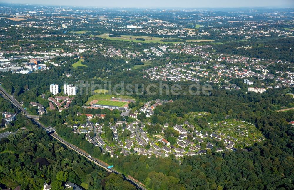 Essen aus der Vogelperspektive: Wohngebiet einer Mehrfamilienhaussiedlung Altenhofsiedlung II in Essen im Bundesland Nordrhein-Westfalen