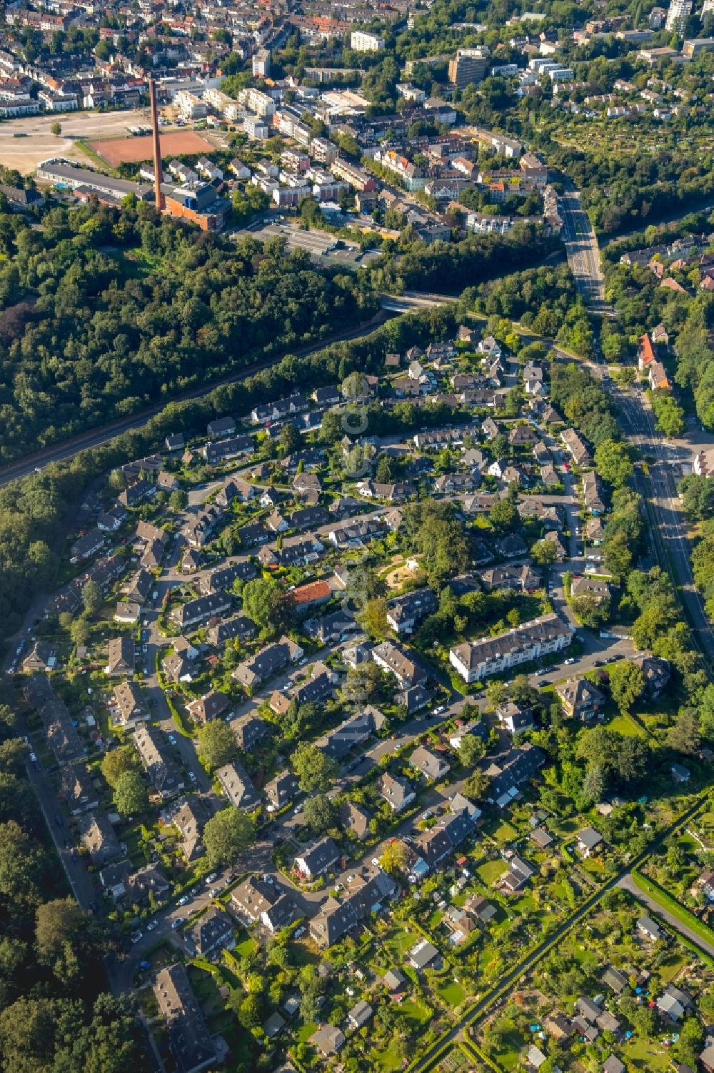 Essen von oben - Wohngebiet einer Mehrfamilienhaussiedlung Altenhofsiedlung II in Essen im Bundesland Nordrhein-Westfalen