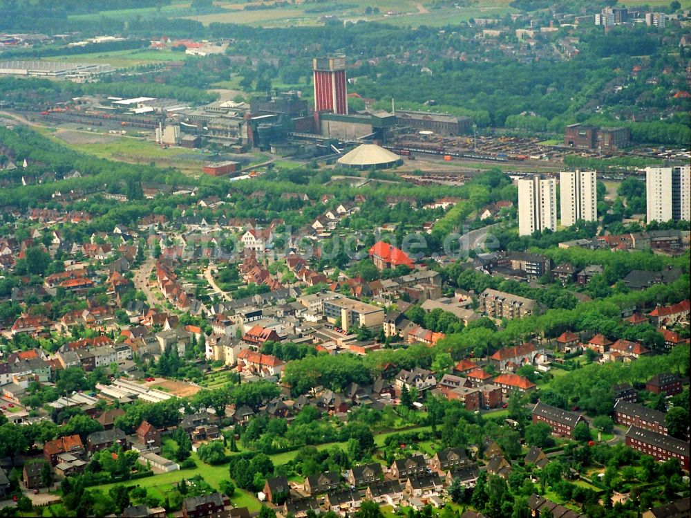 Kamp-Lintfort aus der Vogelperspektive: Wohngebiet der Mehrfamilienhaussiedlung Altsiedlung in Kamp-Lintfort im Bundesland Nordrhein-Westfalen, Deutschland