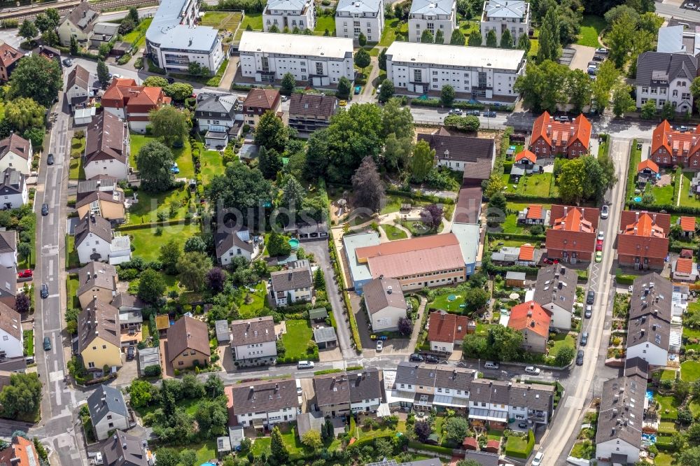 Luftaufnahme Gevelsberg - Wohngebiet der Mehrfamilienhaussiedlung an der Asternstraße in Gevelsberg im Bundesland Nordrhein-Westfalen - NRW, Deutschland