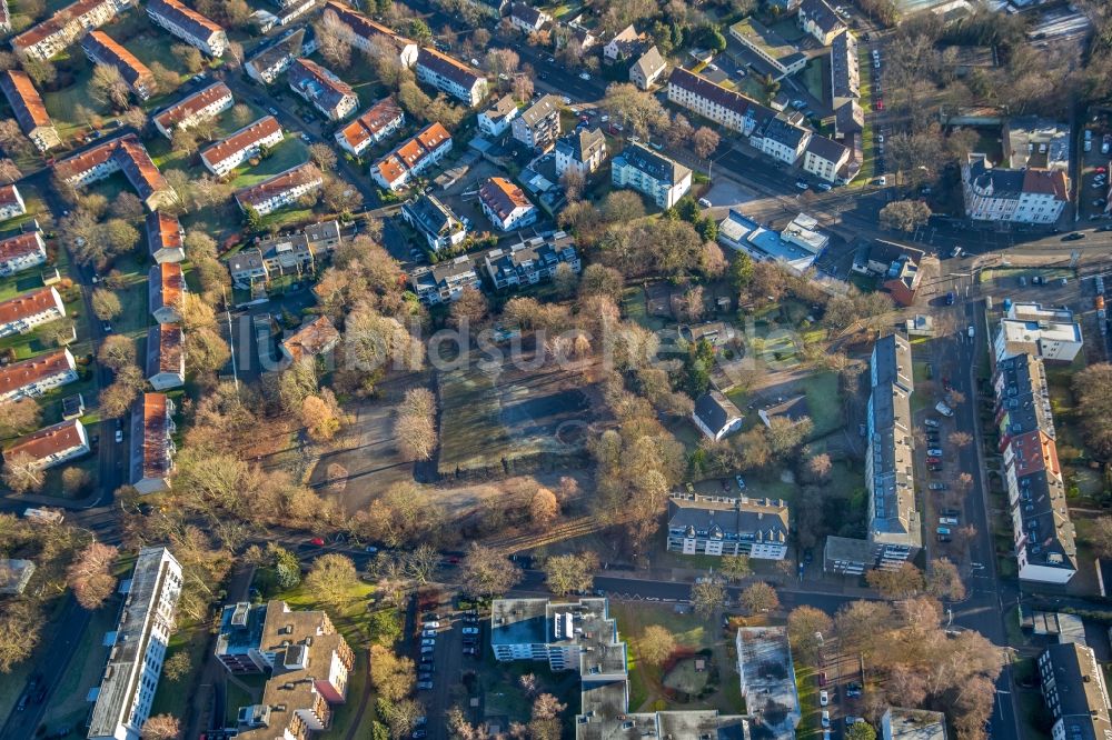 Bochum aus der Vogelperspektive: Wohngebiet einer Mehrfamilienhaussiedlung an der Bantroper Straße im Ortsteil Weitmar in Bochum im Bundesland Nordrhein-Westfalen