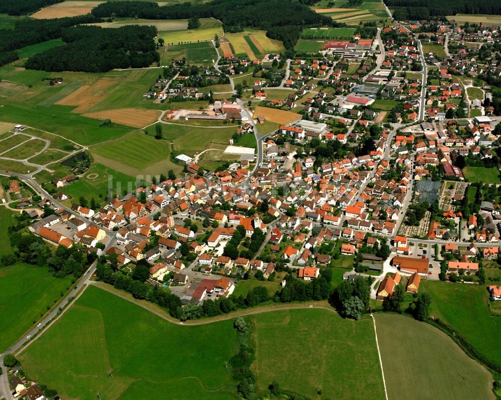 Bechhofen aus der Vogelperspektive: Wohngebiet der Mehrfamilienhaussiedlung in Bechhofen im Bundesland Bayern, Deutschland