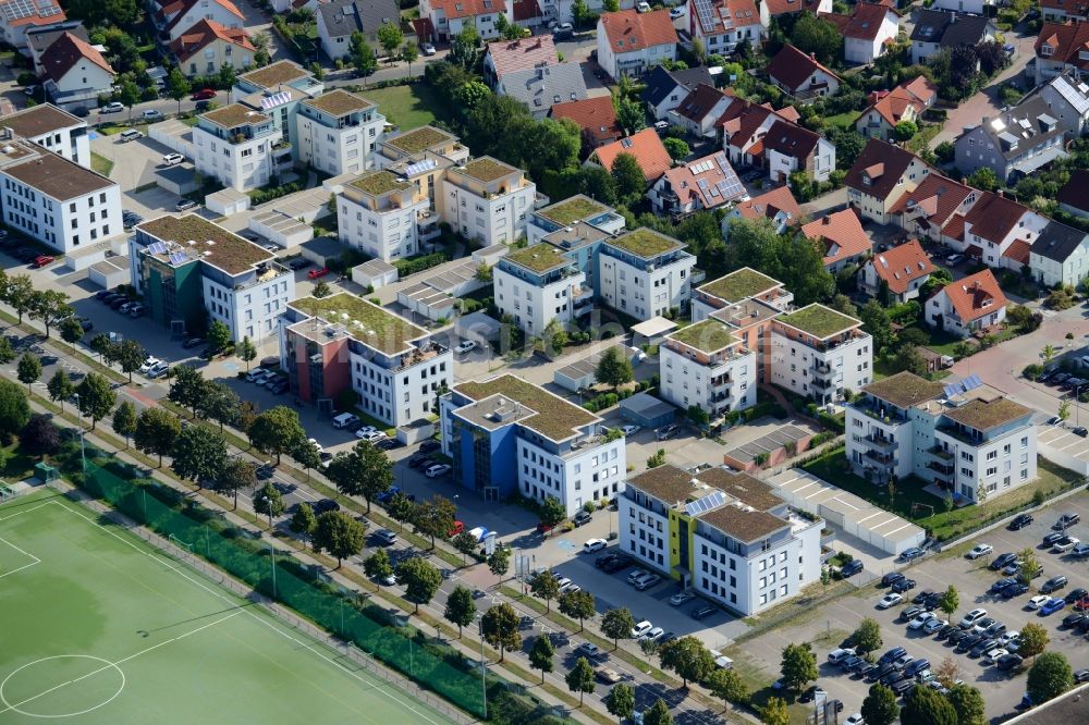 Luftbild Bensheim - Wohngebiet einer Mehrfamilienhaussiedlung in Bensheim im Bundesland Hessen