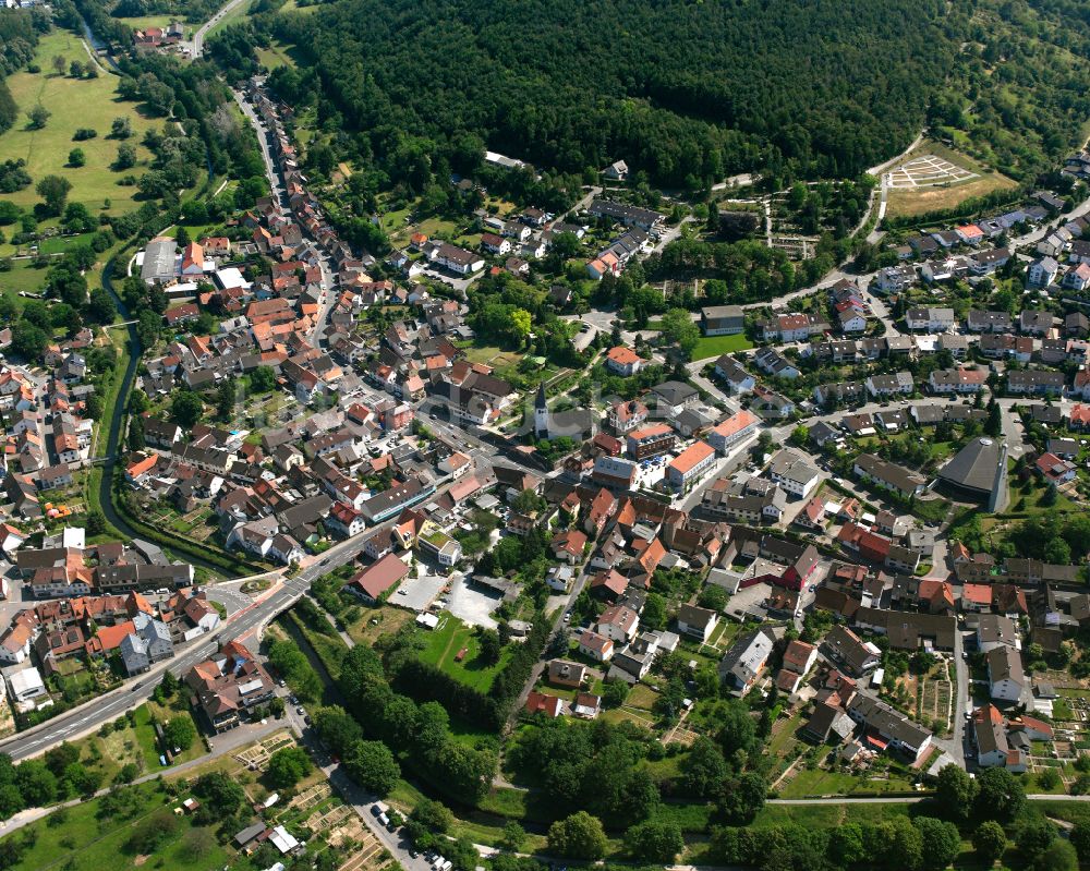 Berghausen von oben - Wohngebiet der Mehrfamilienhaussiedlung in Berghausen im Bundesland Baden-Württemberg, Deutschland