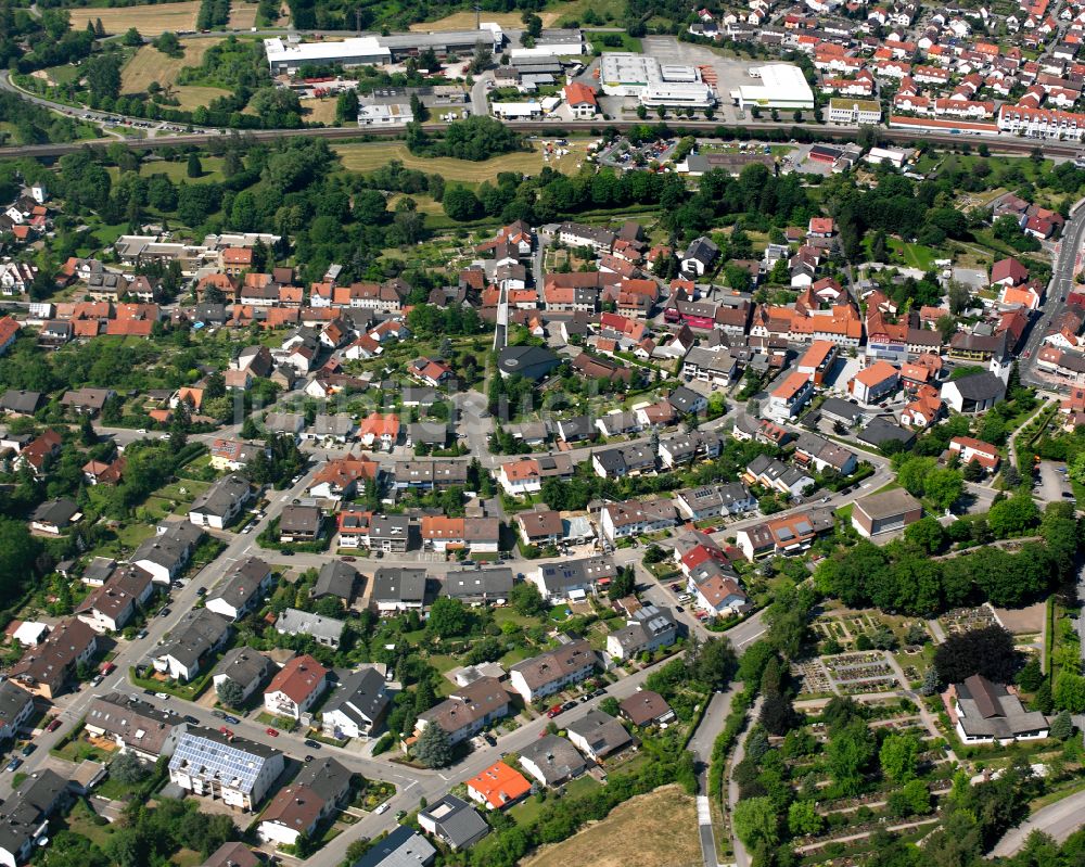 Luftaufnahme Berghausen - Wohngebiet der Mehrfamilienhaussiedlung in Berghausen im Bundesland Baden-Württemberg, Deutschland