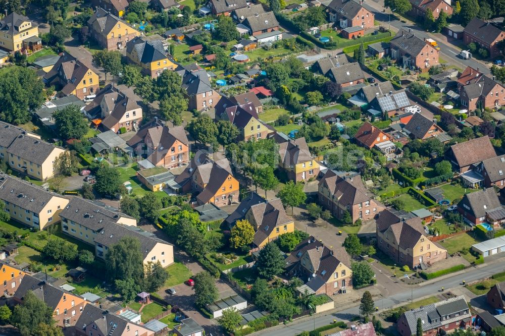 Bergkamen aus der Vogelperspektive: Wohngebiet einer Mehrfamilienhaussiedlung in Bergkamen im Bundesland Nordrhein-Westfalen