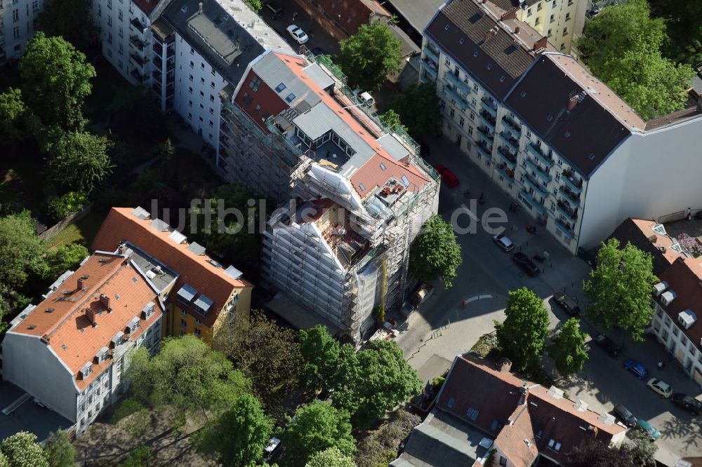 Luftbild Berlin - Wohngebiet einer Mehrfamilienhaussiedlung in Berlin