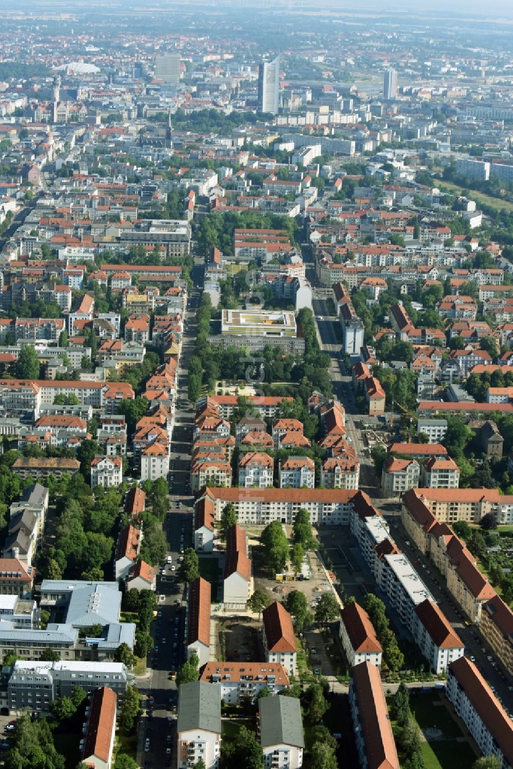 Luftaufnahme Leipzig - Wohngebiet einer Mehrfamilienhaussiedlung Bernhard-Göring-Straße in Leipzig im Bundesland Sachsen