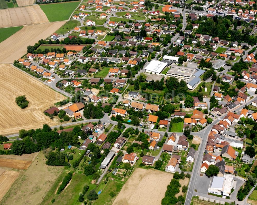 Luftaufnahme Berwangen - Wohngebiet der Mehrfamilienhaussiedlung in Berwangen im Bundesland Baden-Württemberg, Deutschland