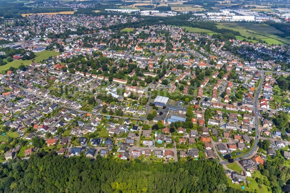 Bönen von oben - Wohngebiet der Mehrfamilienhaussiedlung in Bönen im Bundesland Nordrhein-Westfalen, Deutschland