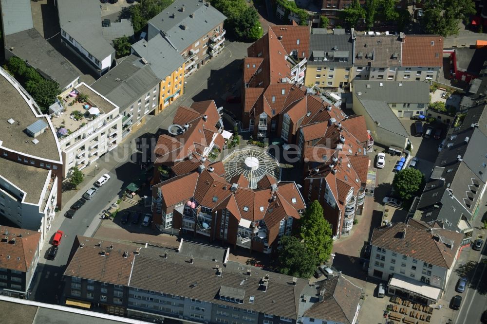 Bochum von oben - Wohngebiet einer Mehrfamilienhaussiedlung in Bochum im Bundesland Nordrhein-Westfalen