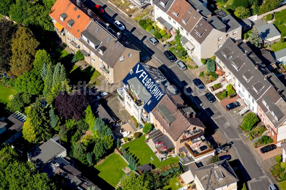 Luftaufnahme Bochum - Wohngebiet einer Mehrfamilienhaussiedlung in Bochum im Bundesland Nordrhein-Westfalen