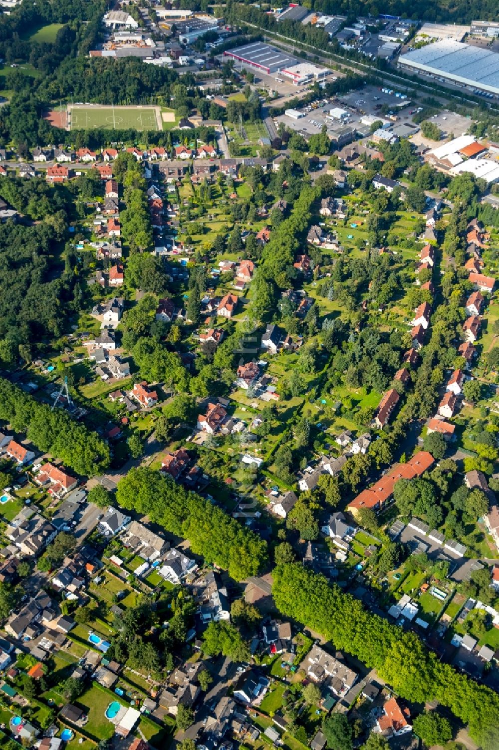 Bottrop aus der Vogelperspektive: Wohngebiet einer Mehrfamilienhaussiedlung in Bottrop im Bundesland Nordrhein-Westfalen