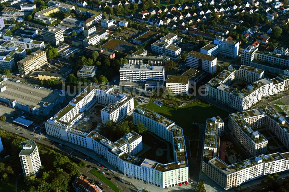 Luftbild München - Wohngebiet der Mehrfamilienhaussiedlung Christel-Küpper-Platz im Ortsteil Obersendling in München im Bundesland Bayern, Deutschland