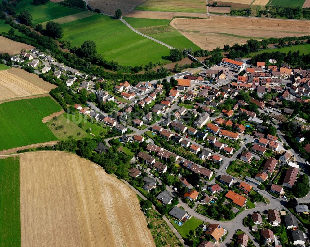 Luftaufnahme Cleversulzbach - Wohngebiet der Mehrfamilienhaussiedlung in Cleversulzbach im Bundesland Baden-Württemberg, Deutschland