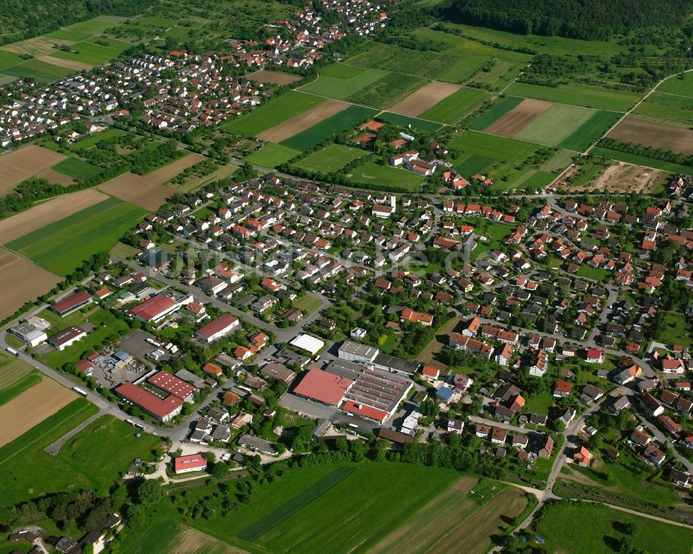 Luftaufnahme Dürnau - Wohngebiet der Mehrfamilienhaussiedlung in Dürnau im Bundesland Baden-Württemberg, Deutschland