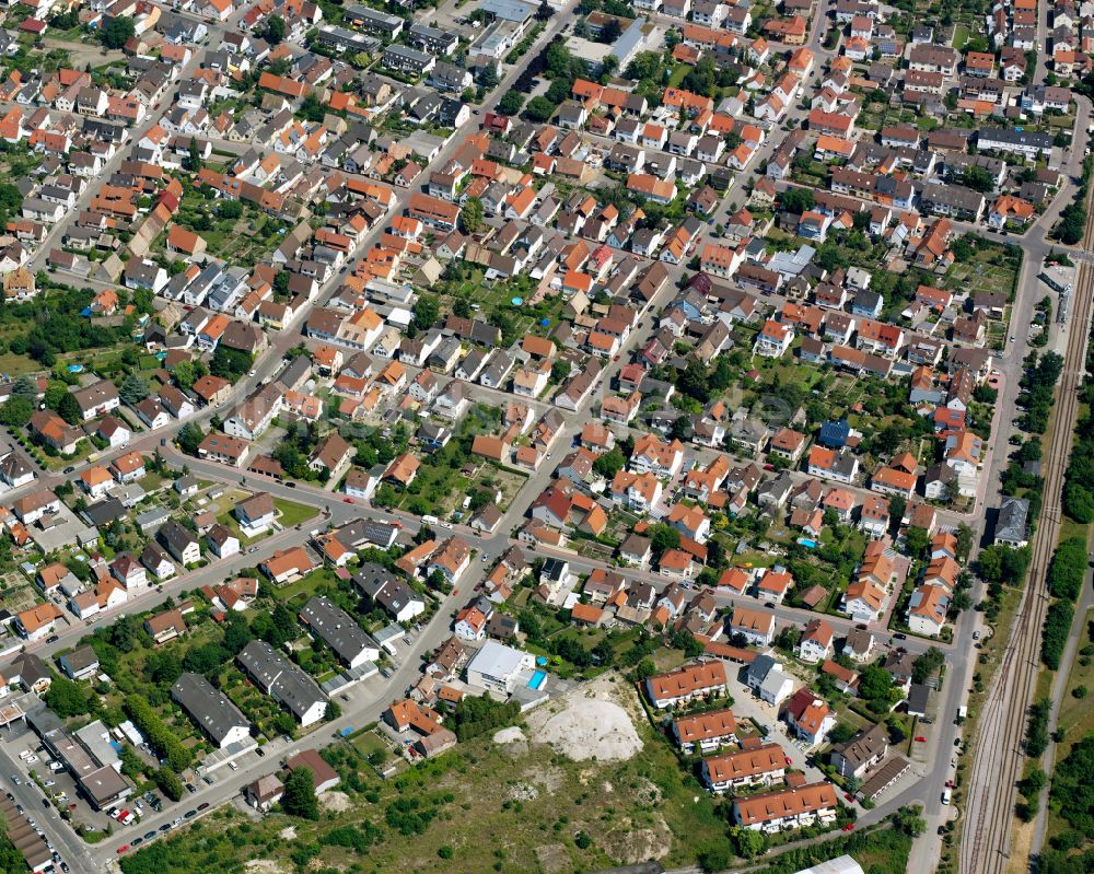 Luftbild Eggenstein - Wohngebiet der Mehrfamilienhaussiedlung in Eggenstein im Bundesland Baden-Württemberg, Deutschland