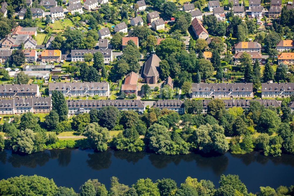 Luftaufnahme Mülheim an der Ruhr - Wohngebiet der Mehrfamilienhaussiedlung Eisenbahner-Siedlung Wedau in Mülheim an der Ruhr im Bundesland Nordrhein-Westfalen