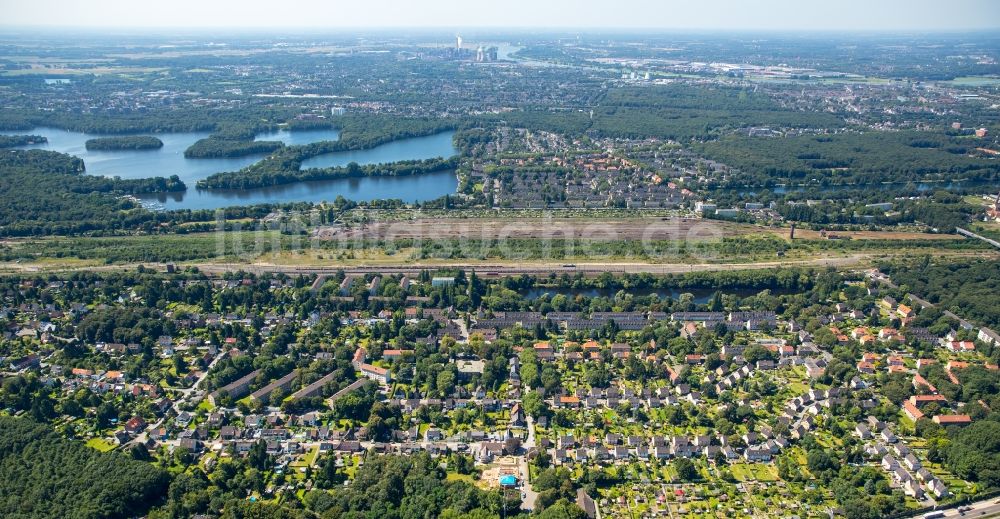 Luftaufnahme Mülheim an der Ruhr - Wohngebiet der Mehrfamilienhaussiedlung Eisenbahner-Siedlung Wedau in Mülheim an der Ruhr im Bundesland Nordrhein-Westfalen