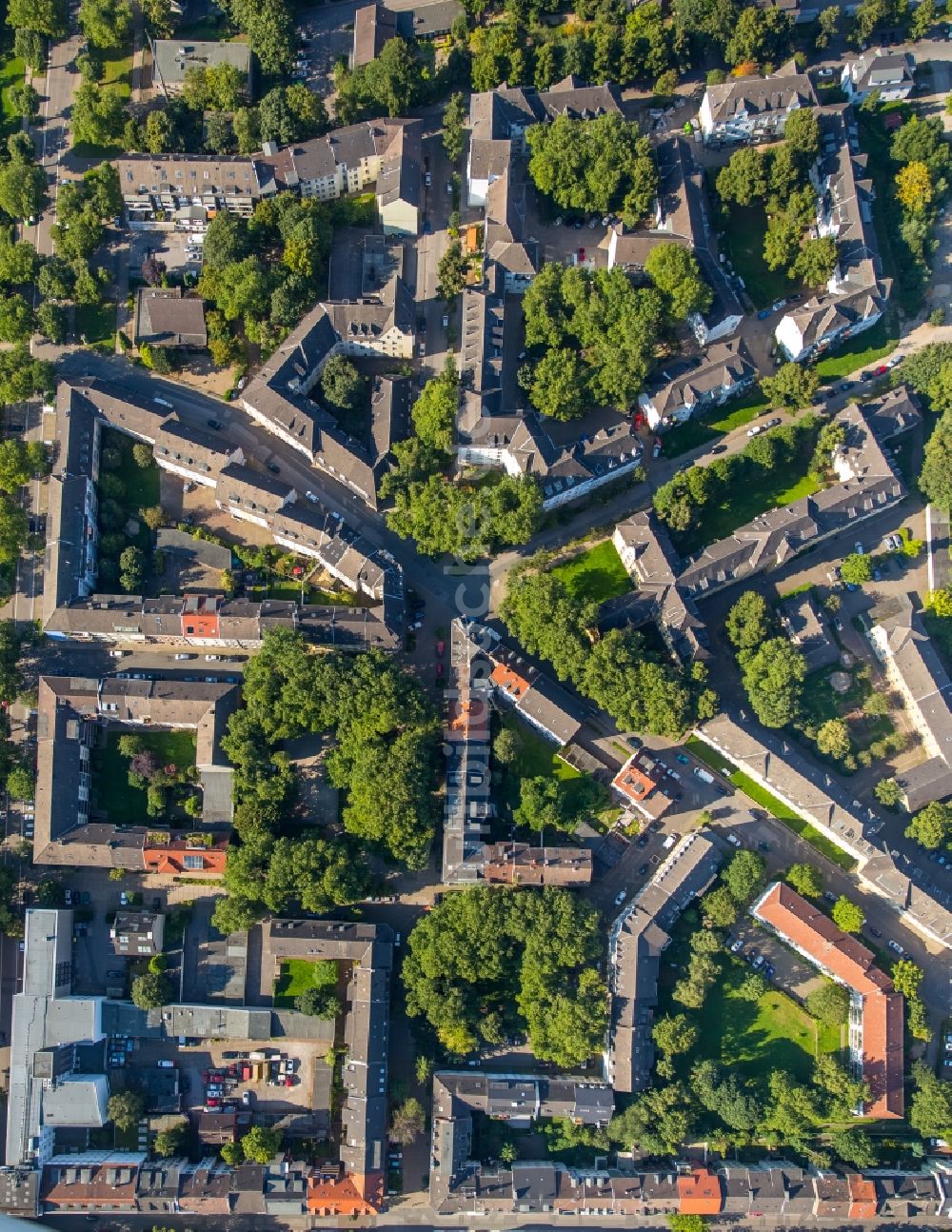 Luftbild Essen - Wohngebiet der Mehrfamilienhaussiedlung Eltingviertel in Essen im Bundesland Nordrhein-Westfalen