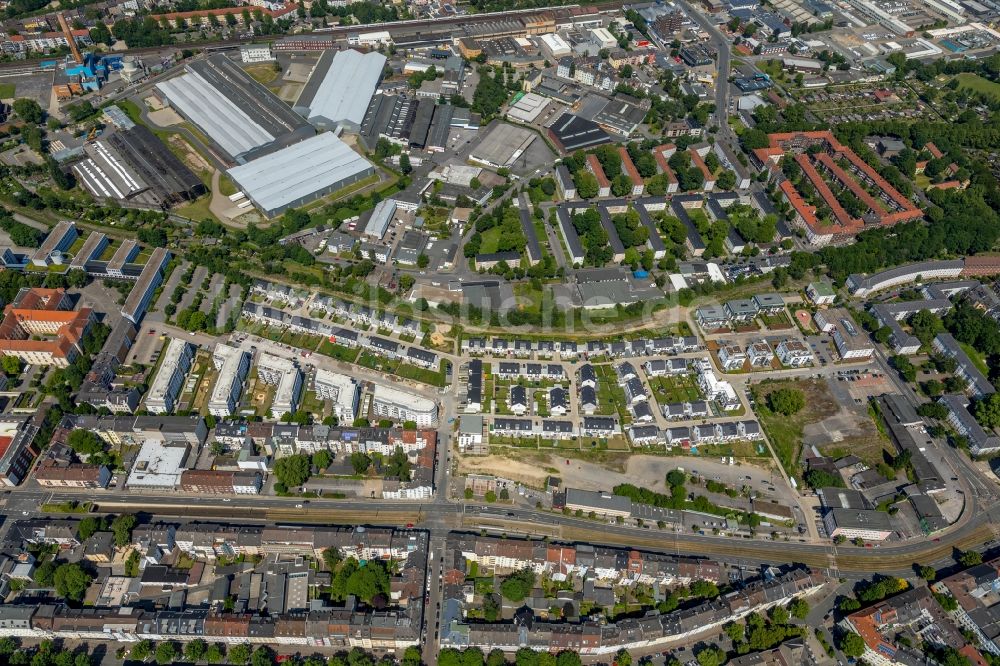 Dortmund aus der Vogelperspektive: Wohngebiet der Mehrfamilienhaussiedlung entlang der Am Alten Ostbahnhof - Lippestraße in Dortmund im Bundesland Nordrhein-Westfalen, Deutschland