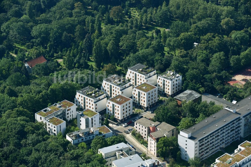 Luftbild Berlin - Wohngebiet der Mehrfamilienhaussiedlung entlang der Diestelmeyerstraße im Ortsteil Friedrichshain-Kreuzberg in Berlin, Deutschland