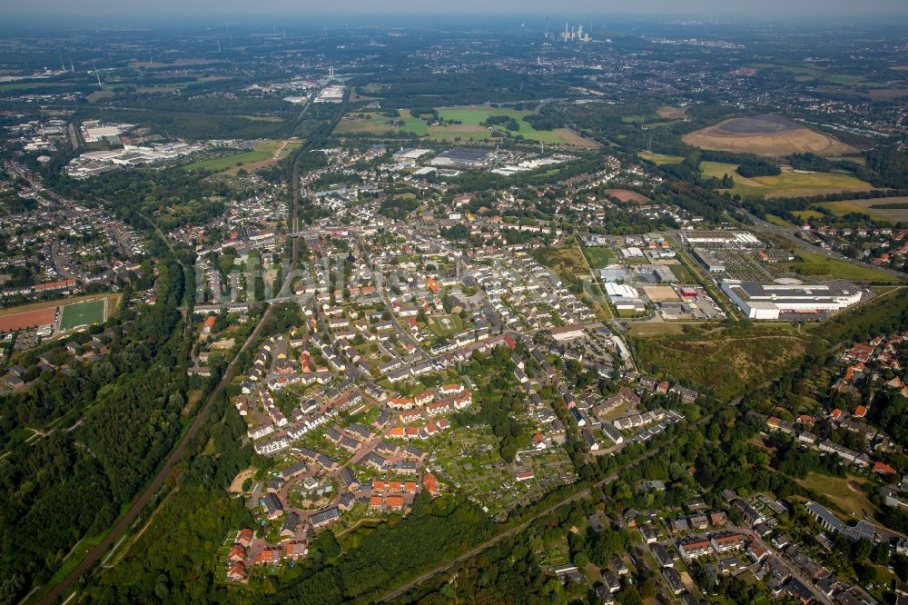 Luftbild Bottrop - Wohngebiet einer Mehrfamilienhaussiedlung entlang der Hebeleckstraße und der Johannesstraße in Bottrop im Bundesland Nordrhein-Westfalen