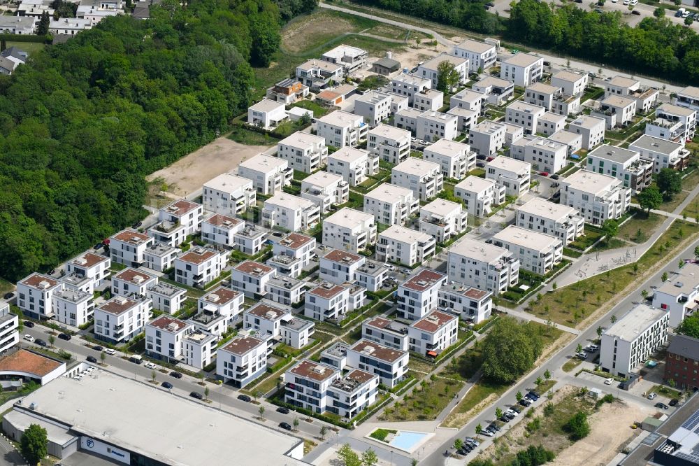 Luftbild Ingolstadt - Wohngebiet der Mehrfamilienhaussiedlung entlang der Inge-Meysel-Straße - Marlene-Dietrich-Straße in Ingolstadt im Bundesland Bayern, Deutschland