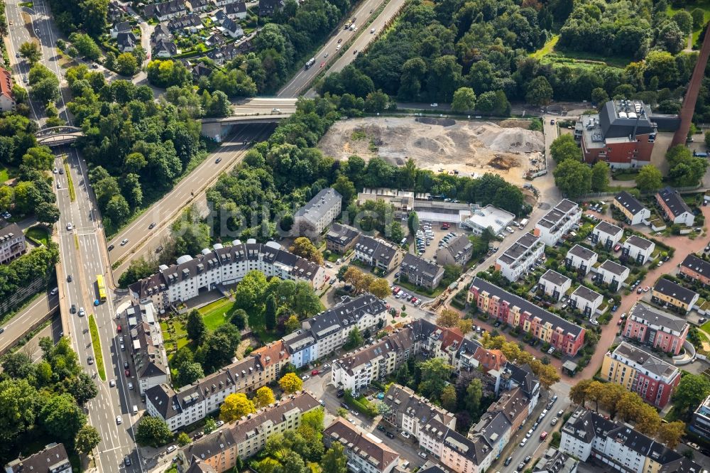 Luftbild Essen - Wohngebiet der Mehrfamilienhaussiedlung entlang der Veronikastraße in Essen im Bundesland Nordrhein-Westfalen - NRW, Deutschland