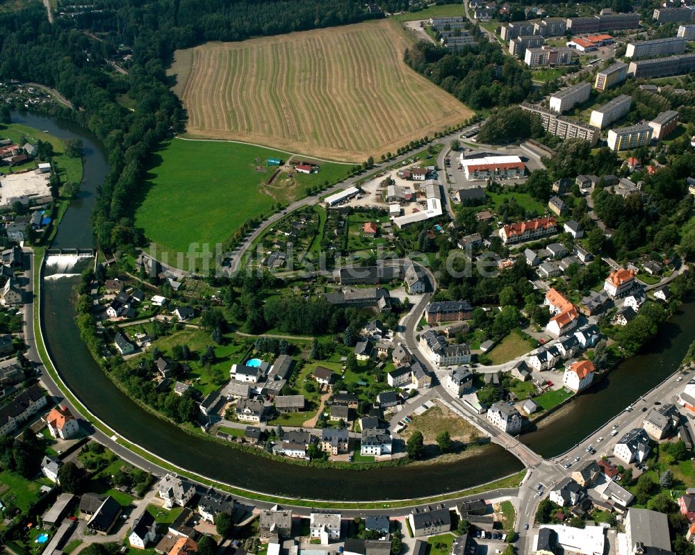 Falkenau aus der Vogelperspektive: Wohngebiet der Mehrfamilienhaussiedlung in Falkenau im Bundesland Sachsen, Deutschland