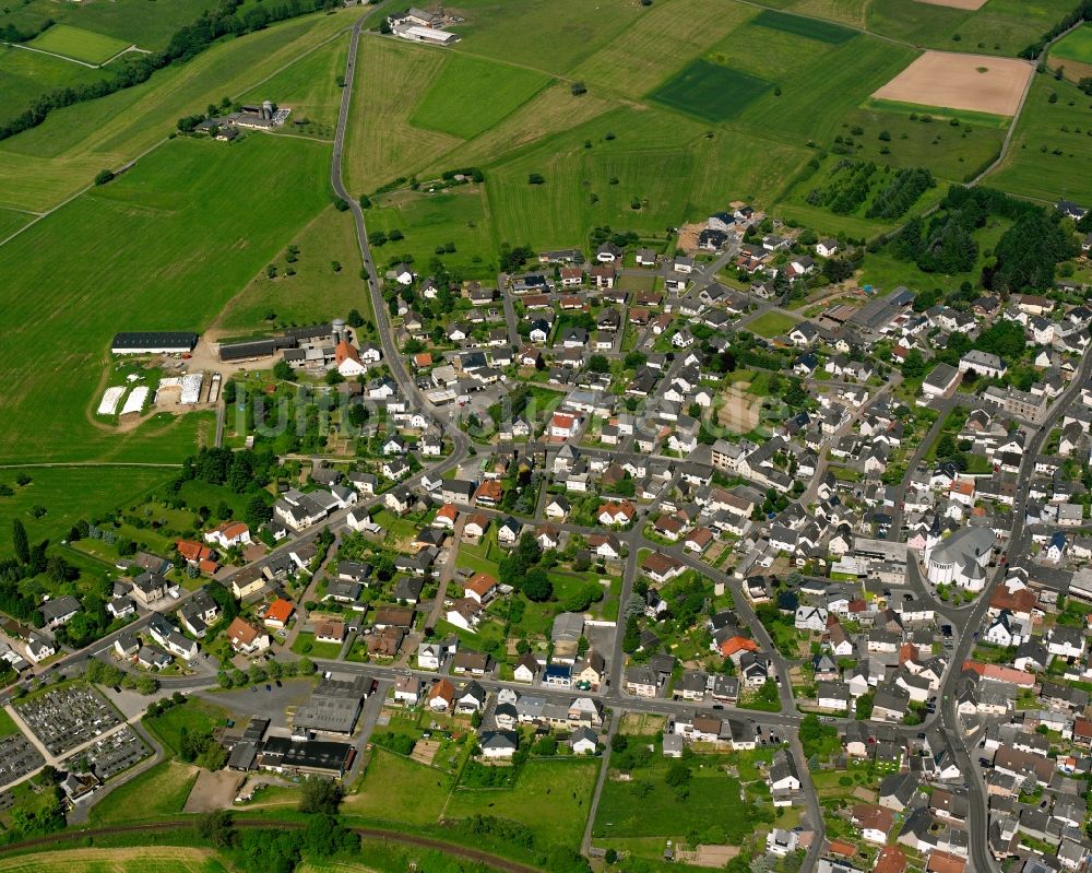 Luftaufnahme Frickhofen - Wohngebiet der Mehrfamilienhaussiedlung in Frickhofen im Bundesland Hessen, Deutschland