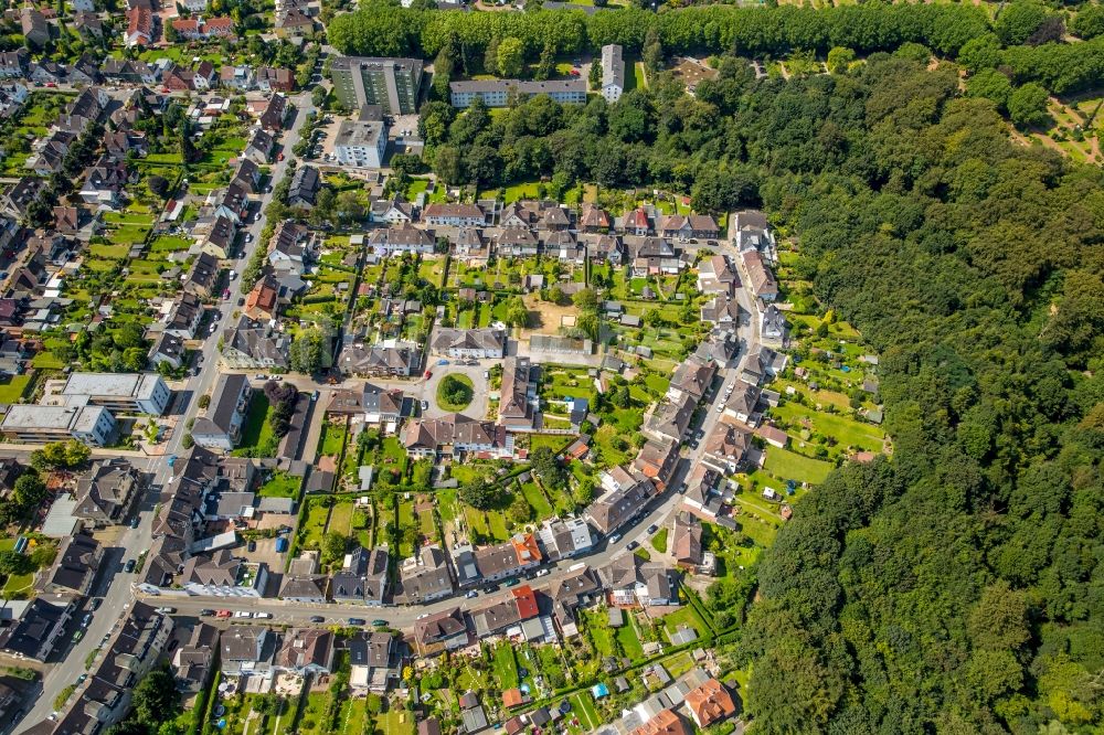 Hattingen aus der Vogelperspektive: Wohngebiet der Mehrfamilienhaussiedlung Gartenstadt Hüttenau in Hattingen im Bundesland Nordrhein-Westfalen