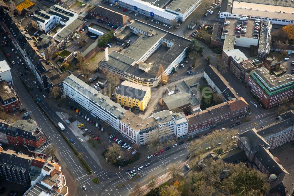 Gelsenkirchen von oben - Wohngebiet einer Mehrfamilienhaussiedlung in Gelsenkirchen im Bundesland Nordrhein-Westfalen