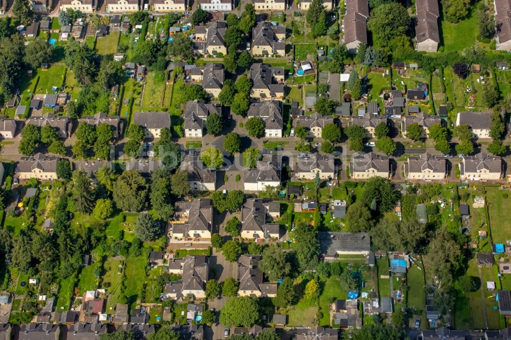 Luftbild Gelsenkirchen - Wohngebiet einer Mehrfamilienhaussiedlung in Gelsenkirchen im Bundesland Nordrhein-Westfalen