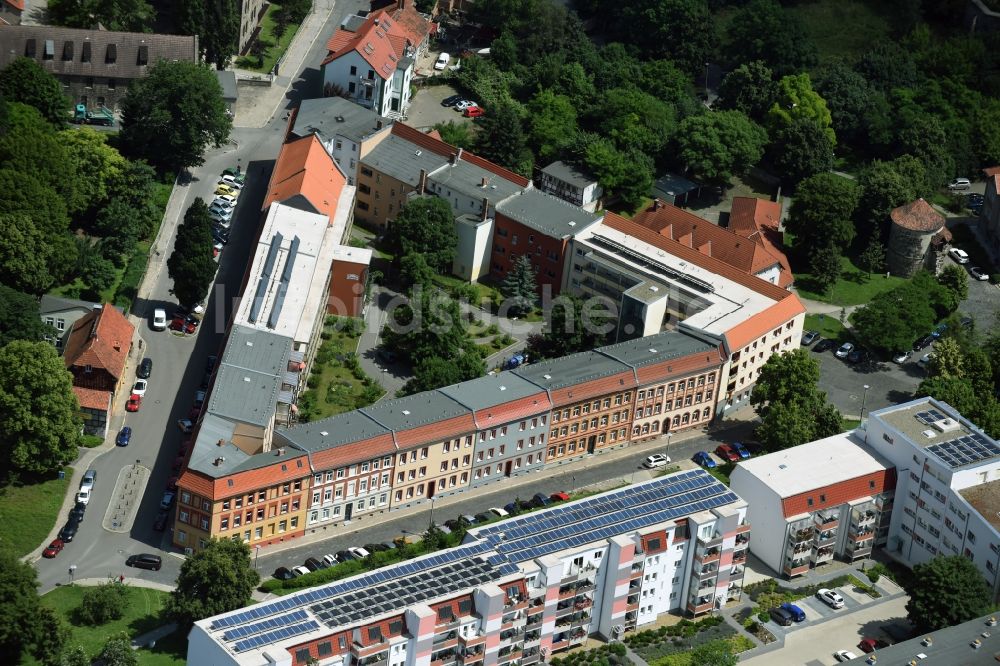 Luftbild Halberstadt - Wohngebiet einer Mehrfamilienhaussiedlung Georgenstraße - Finckestraße - Gleimstraße in Halberstadt im Bundesland Sachsen-Anhalt