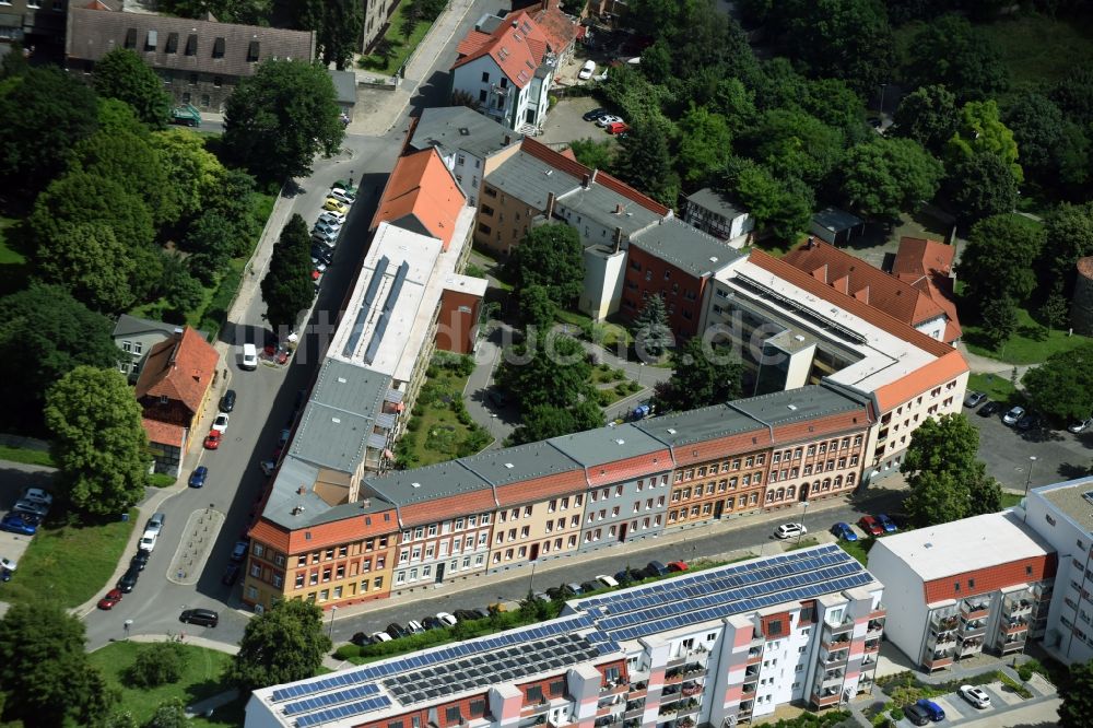 Halberstadt von oben - Wohngebiet einer Mehrfamilienhaussiedlung Georgenstraße - Finckestraße - Gleimstraße in Halberstadt im Bundesland Sachsen-Anhalt