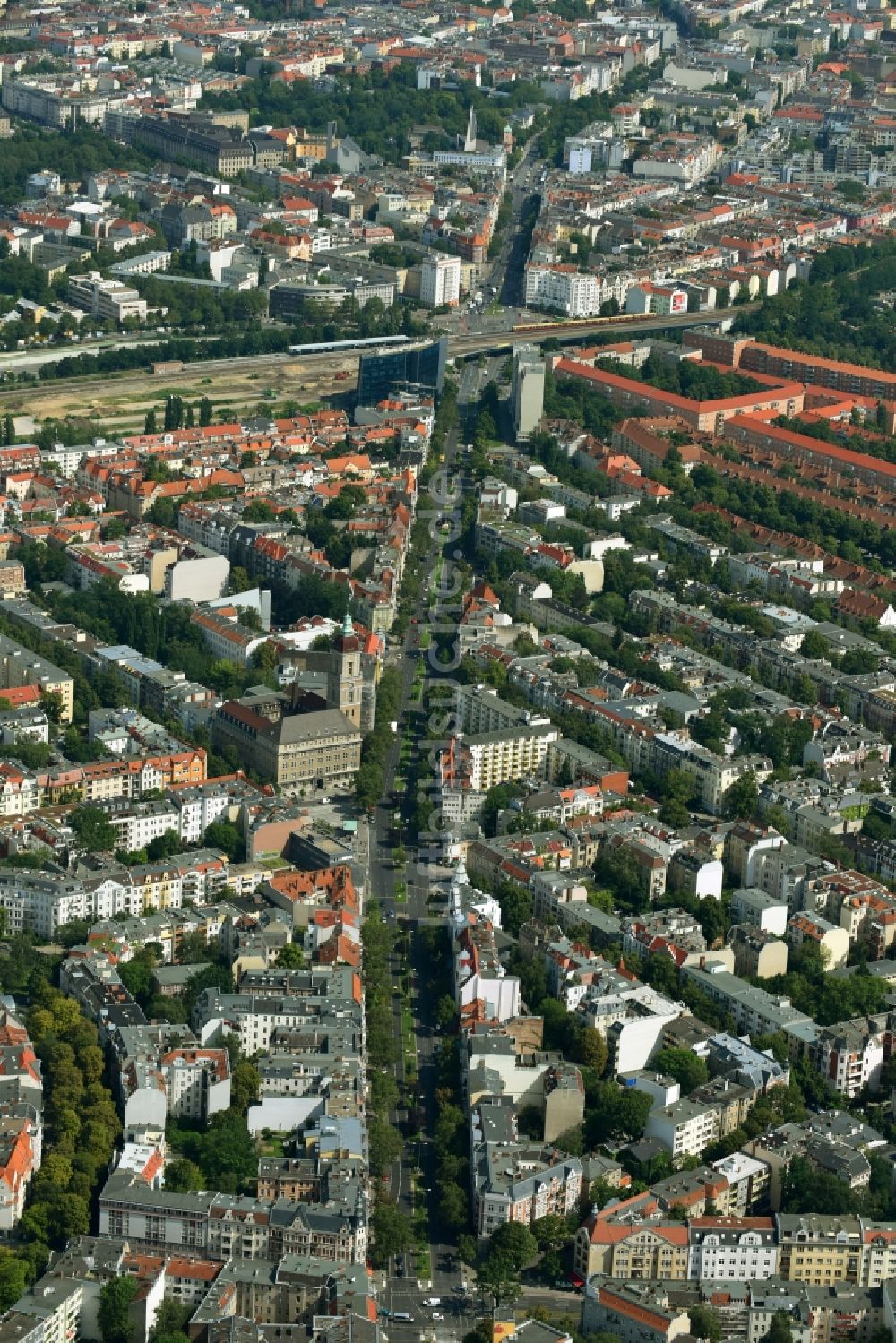 Luftbild Berlin - Wohngebiet der Mehrfamilienhaussiedlung Goßlerstraße - Friedrich-Wilhelm-Platz - Bundesallee im Ortsteil Friedenau in Berlin, Deutschland