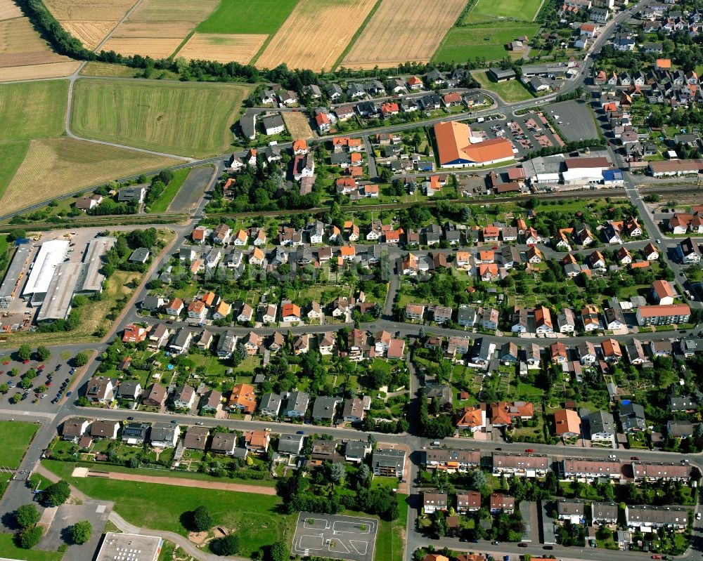 Luftaufnahme Großen-Buseck - Wohngebiet der Mehrfamilienhaussiedlung in Großen-Buseck im Bundesland Hessen, Deutschland