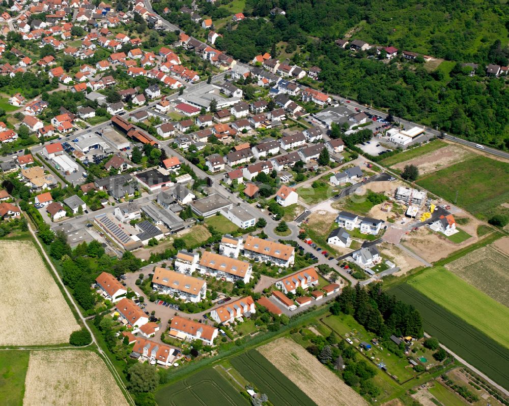 Grötzingen von oben - Wohngebiet der Mehrfamilienhaussiedlung in Grötzingen im Bundesland Baden-Württemberg, Deutschland